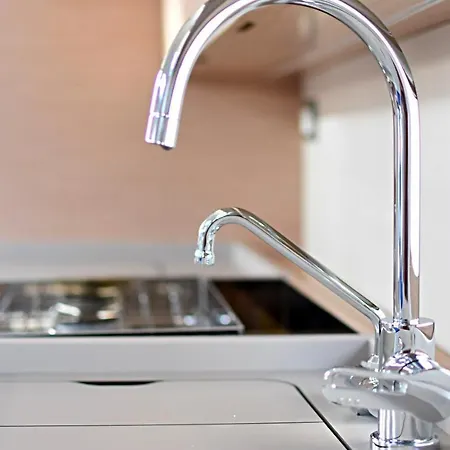 Yacht Psari Hotel na wodzie