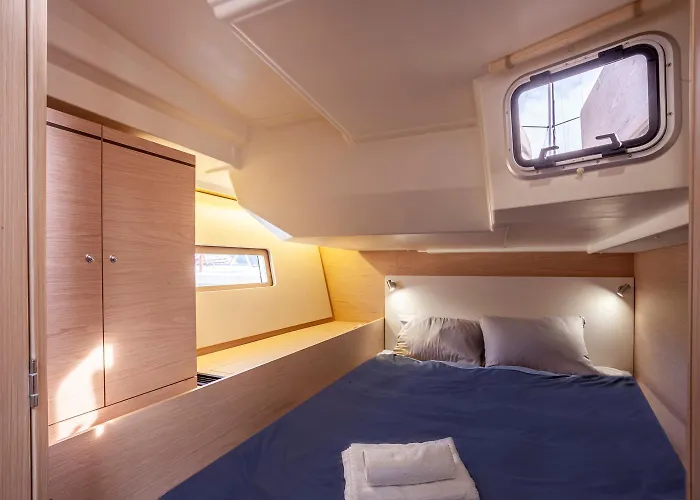 Yacht Psari Botel Tessalónica