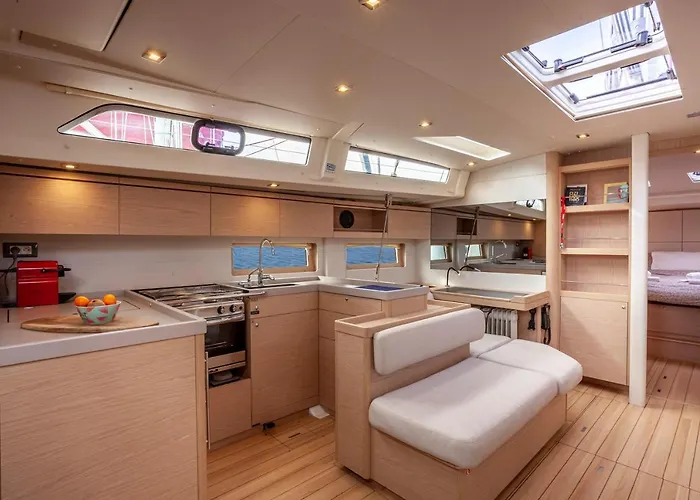 Yacht Psari سالونيك