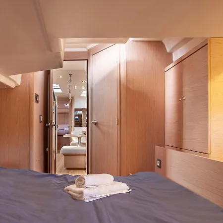 Yacht Psari Bateau-hôtel