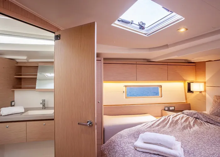 Yacht Psari Saloniki